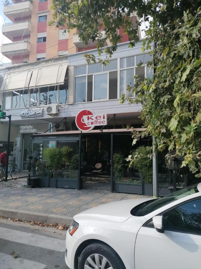 Appartamento Incantevole Con Posto Auto Privato فلورا المظهر الخارجي الصورة